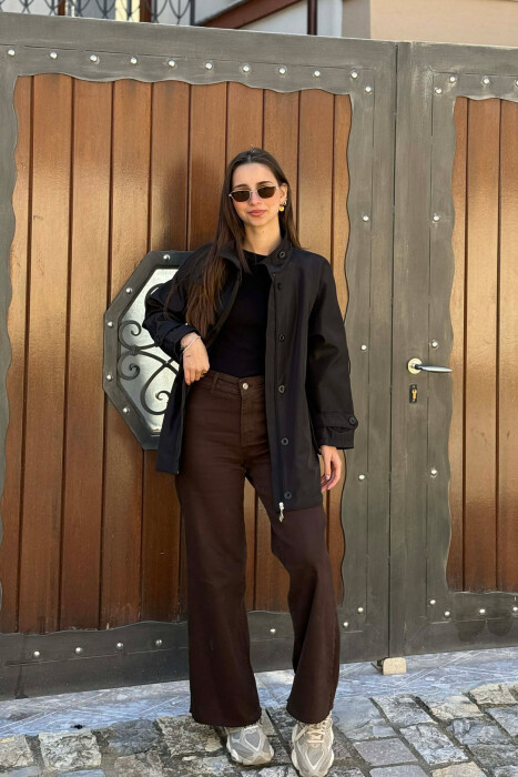 XHAKETE NJE NGJYRESHE ME ZINXHIR DHE BUTONA PER FEMRA NE NGJYRE TE ZEZE 