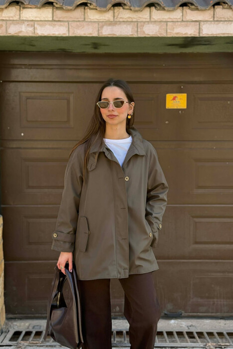 ONE COLOR HIGH NECK BUTTON-ZIP UP WOMEN JACKET DARK GREEN/JEE - KLAUDIO FASHION