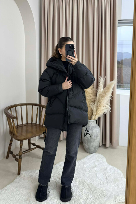 ONE COLOR HOODED LACE DETAIL PUFFER WOMAN JACKET BLACK/ E ZEZE - 2