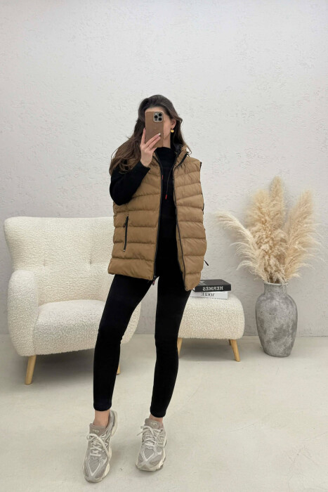 ONE COLOR HOODED SIMPLE WOMEN VEST LIGHT BROWN/KAZB - 