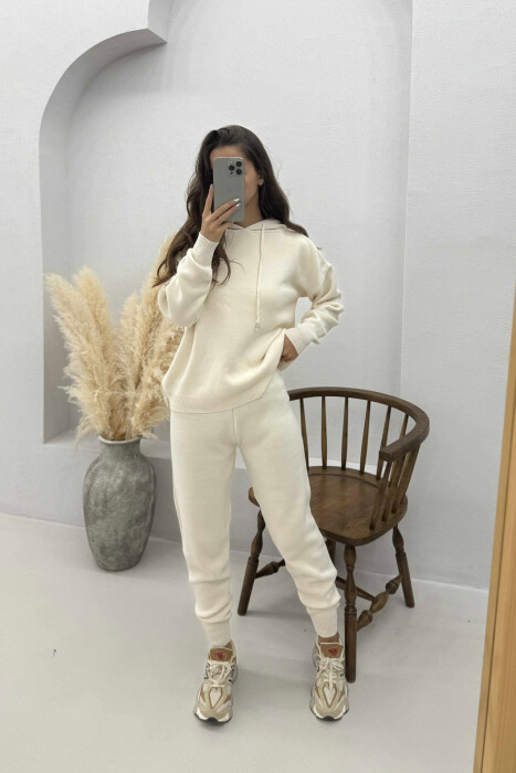 ONE COLOR HOODED WOMEN KNIT SET CREAM/KREM - KLAUDIO FASHION