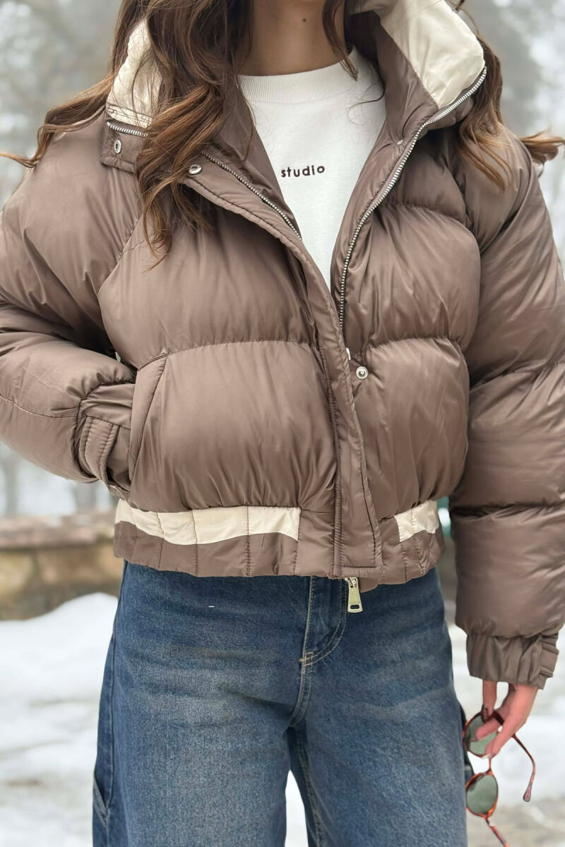 ONE COLOR HOODED ZIPPER CROPPED WOMAN PUFFER JACKET BROWN/KAFE - 3