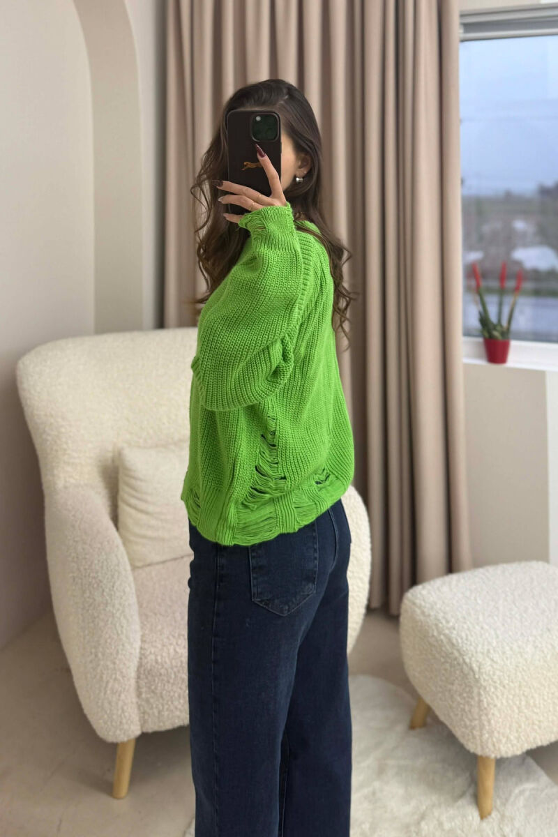 ONE COLOR KNITTED RIPPED DESIGN WOMEN SWEATER LIGHT GREEN/JEZB - 4