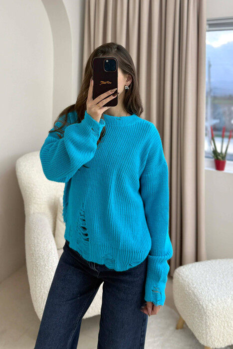 ONE COLOR KNITTED RIPPED DESIGN WOMEN SWEATER LIGHTBLUE/BZ - 2