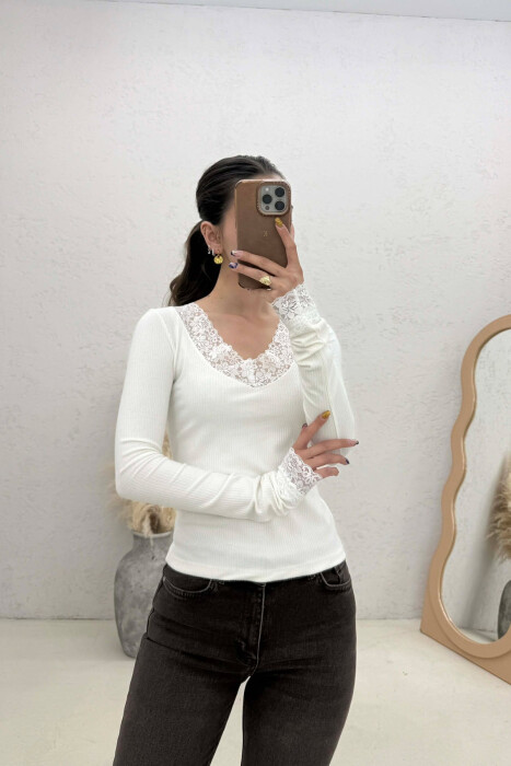 BLUZE ME MENGE TE GJATA DHE DETAJ DANTELLE PER FEMRA NE NGJYRE KREM - KLAUDIO FASHION
