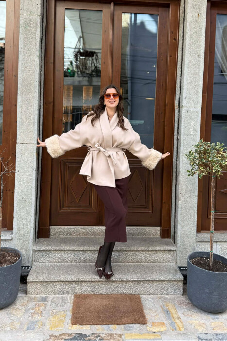 ONE COLOR LACING DETAIL FAUX FUR SLEEVE WOMEN COAT BEIGE/BEZHE - 5