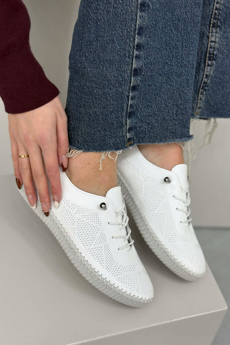 ONE COLOR LEATHER LACING COMFORT WOMEN SNEAKERS WHITE-E BARDHE - 3