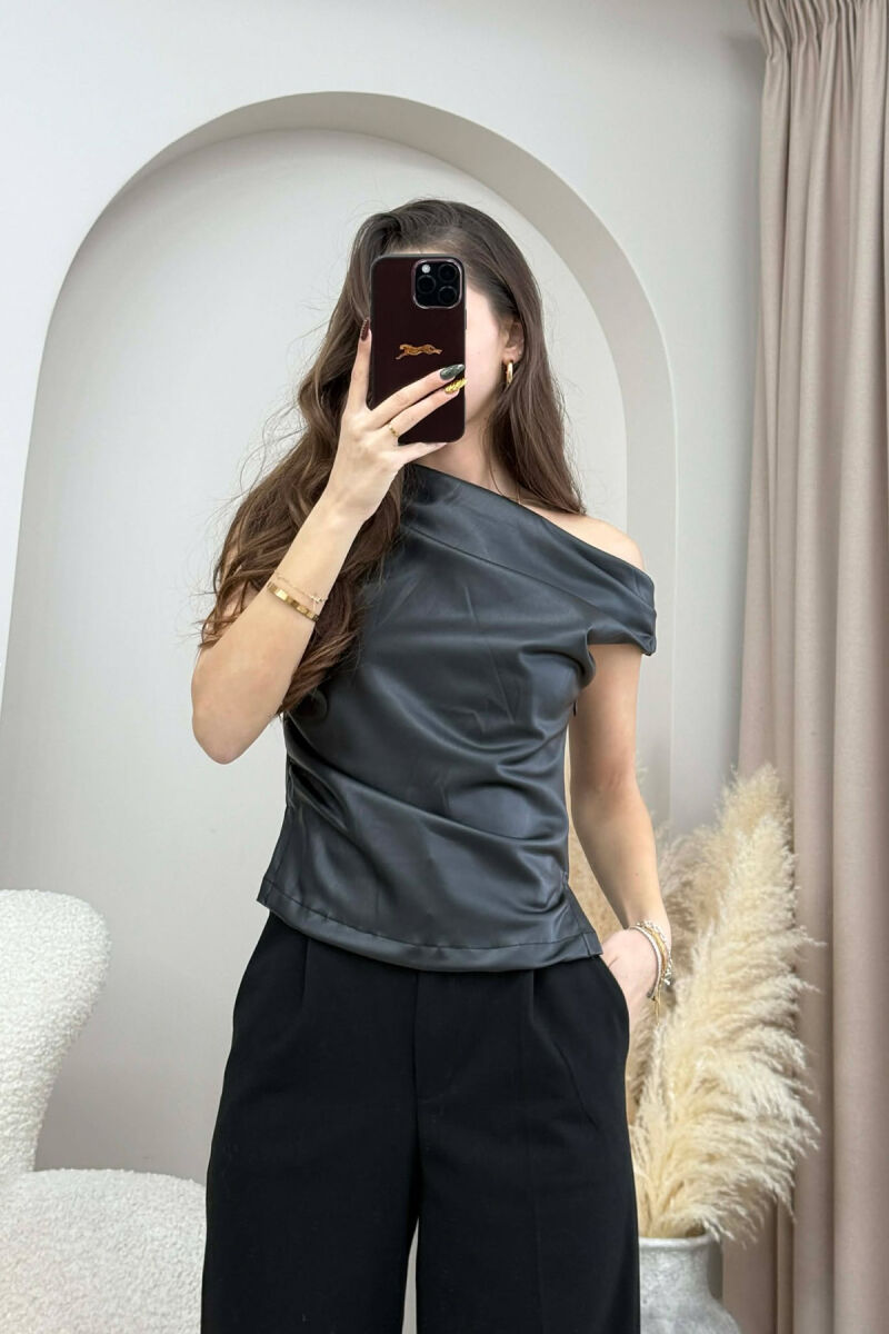 ONE COLOR LEATHER WOMEN TANK TOP BLACK/ E ZEZE - 3