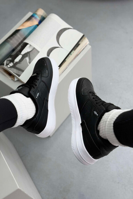 ONE COLOR LITTLE WRITTINGS WOMEN SNEAKERS BLACK-WHITE/ZEBA - 7