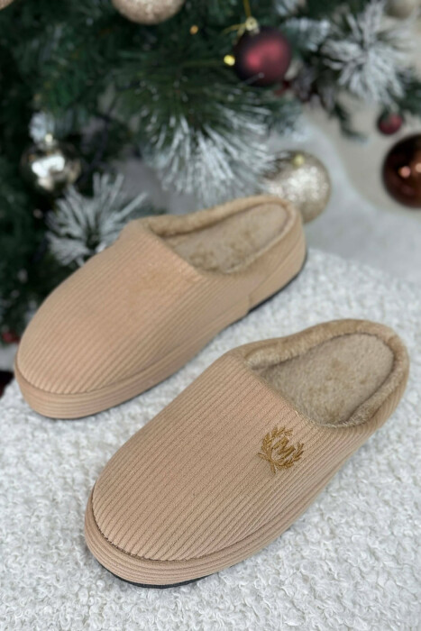 ONE COLOR M SYMBOL TEDDY LINED MAN SLIPPERS BEIGE/BEZHE - KLAUDIO FASHION