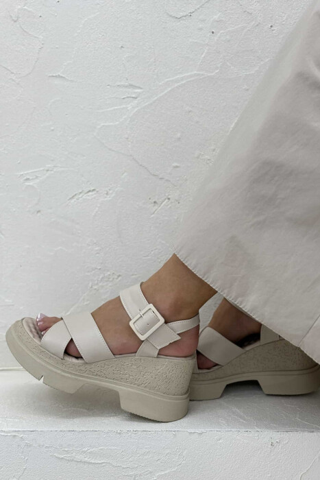 ONE COLOR PLATFORM WOMEN SANDALS BEIGE/BEZHE - 4