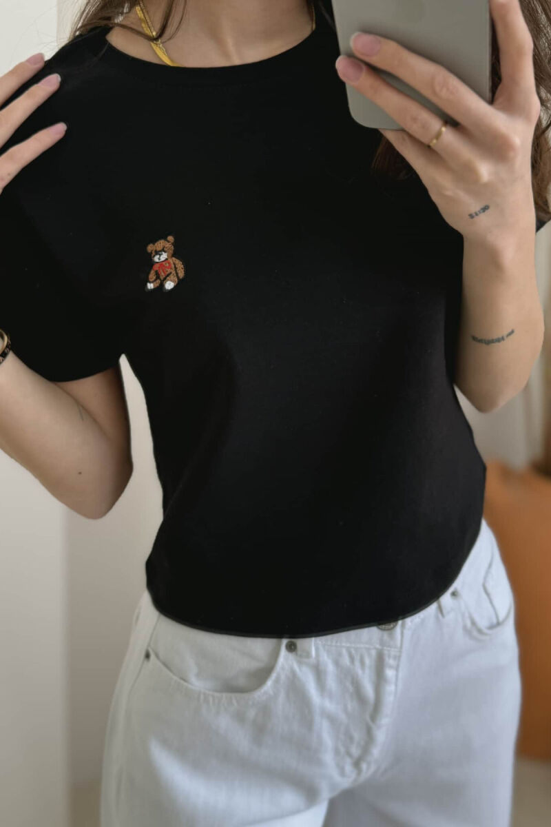 ONE COLOR ROUND NECK BEAR LOGO WOMEN T-SHIRT BLACK/ E ZEZE - 4