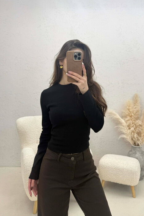 BLUZE ME JAKE TE RRUMBULLAKET PER FEMRA NE NGJYRE TE ZEZE - KLAUDIO FASHION