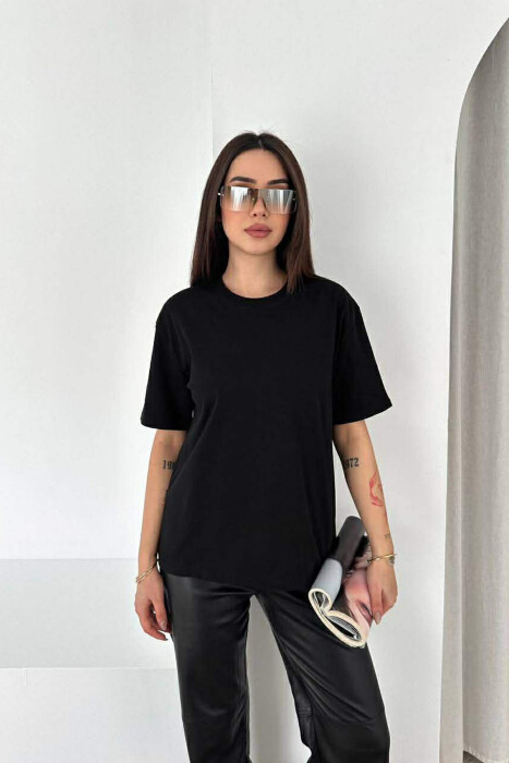 BLUZE ME JAKE RRETHORE DHE MENGE TE SHKURTA PER FEMRA NE NGJYRE TE ZEZE 