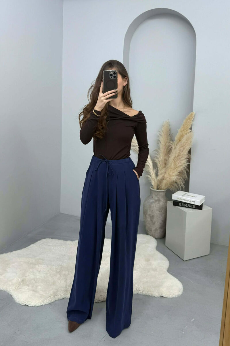 ONE COLOR SEMI ELASTIC WAIST WIDE LEG WOMEN TROUSERS BLUE/BLU - 6