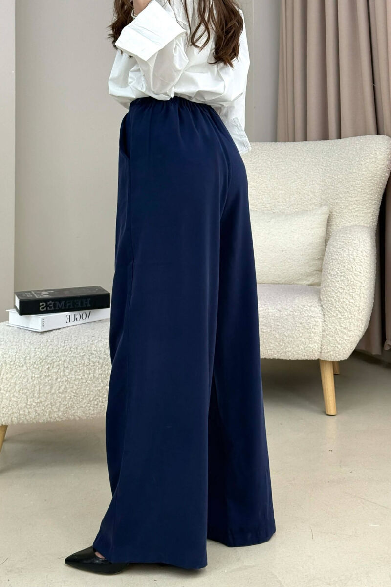 ONE COLOR SEMI ELASTIC WAIST WIDE LEG WOMEN TROUSERS BLUE/BLU - 4