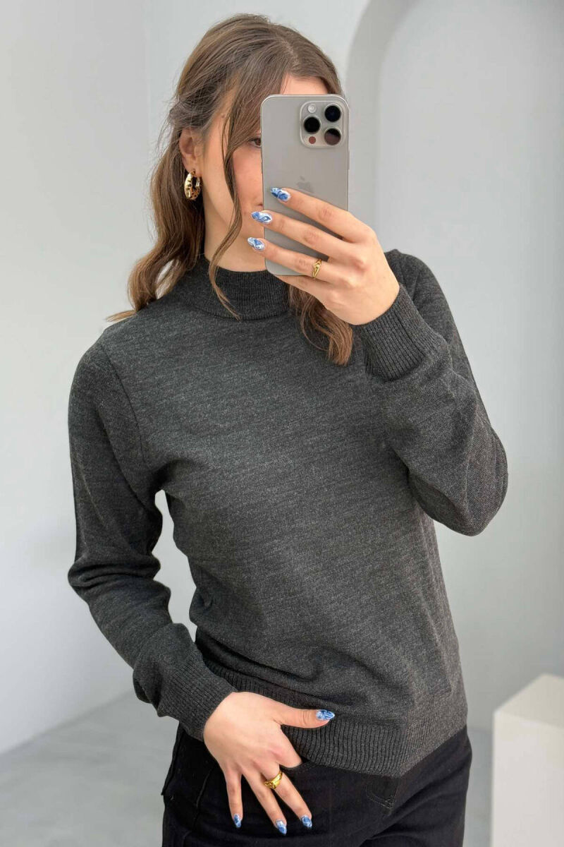 ONE COLOR SEMI NECK WOMEN SWEATER DARK GREY/GEE - 2