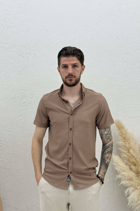 ONE COLOR SHORT SLEEVE MEN SHIRT LIGHT BROWN/KAZB - KLAUDIO FASHION