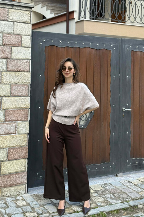 TRIKO NJE NGJYRESHE ME MENGE TE SHKURTRA PER FEMRA NE NGJYRE BEZHE - KLAUDIO FASHION