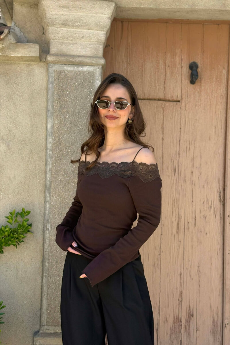 ONE COLOR SHOULDER OFF WOMAN SWEATSHIRT BROWN/KAFE - 1