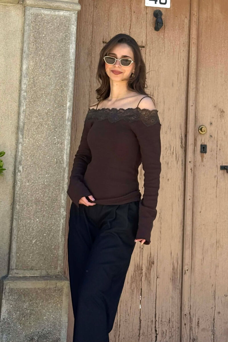 ONE COLOR SHOULDER OFF WOMAN SWEATSHIRT BROWN/KAFE - 4