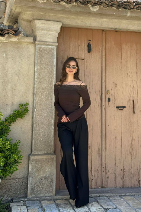 ONE COLOR SHOULDER OFF WOMAN SWEATSHIRT BROWN/KAFE - 5