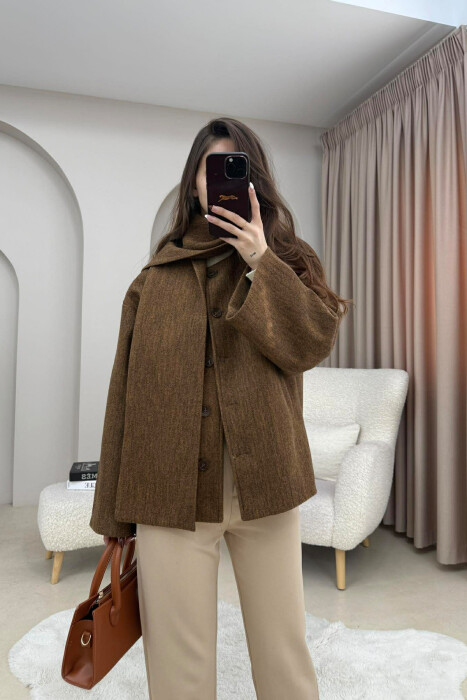 ONE COLOR SIMPLE BUTTONED WOMAN COAT WITH SCARF LIGHT BROWN/KAZB 