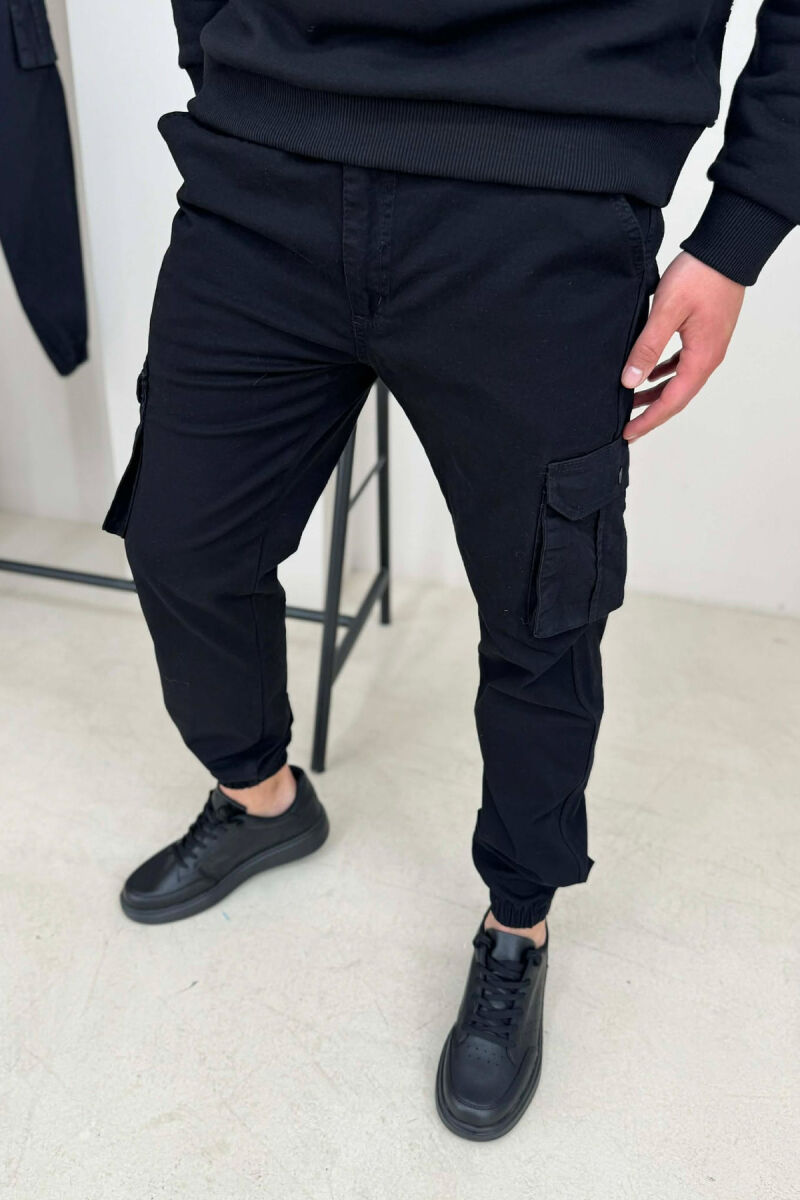 ONE COLOR SIMPLE CARGO MEN PANTS BLACK/ E ZEZE - 4