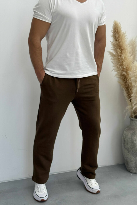 ONE COLOR SIMPLE ELASTIC WAIST MEN SWEATPANTS DARK BROWN/KAE - KLAUDIO FASHION