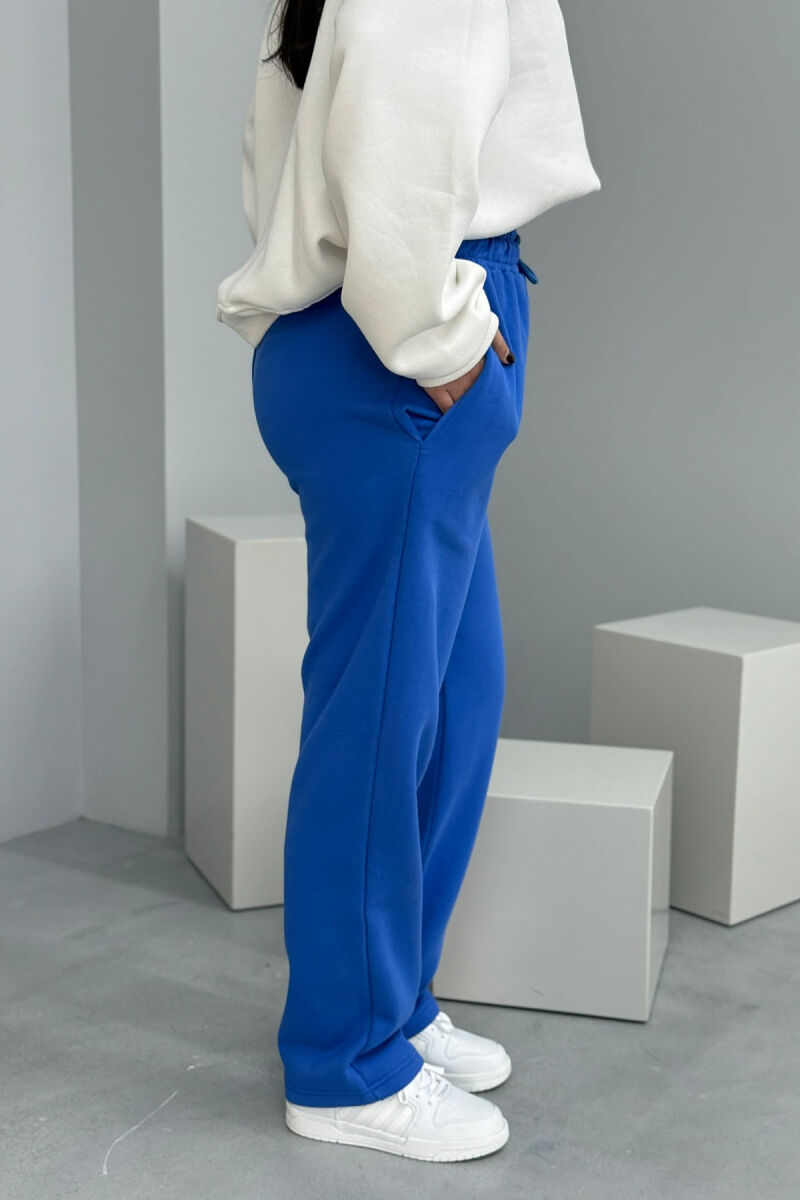 ONE COLOR SIMPLE FLUFFY WOMEN SWEATPANTS BLUE/BLU - 4
