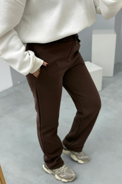 ONE COLOR SIMPLE FLUFFY WOMEN SWEATPANTS BROWN/KAFE - 5