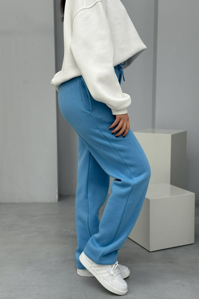 ONE COLOR SIMPLE FLUFFY WOMEN SWEATPANTS LIGHTBLUE/BZ - 4