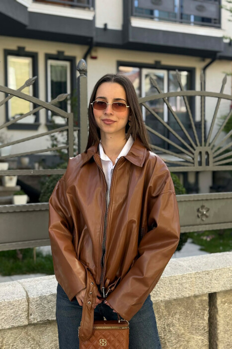 XHAKETË NJË NGJYRËSHE LËKURE PËR FEMRA NË NGJYRË KAFE - KLAUDIO FASHION