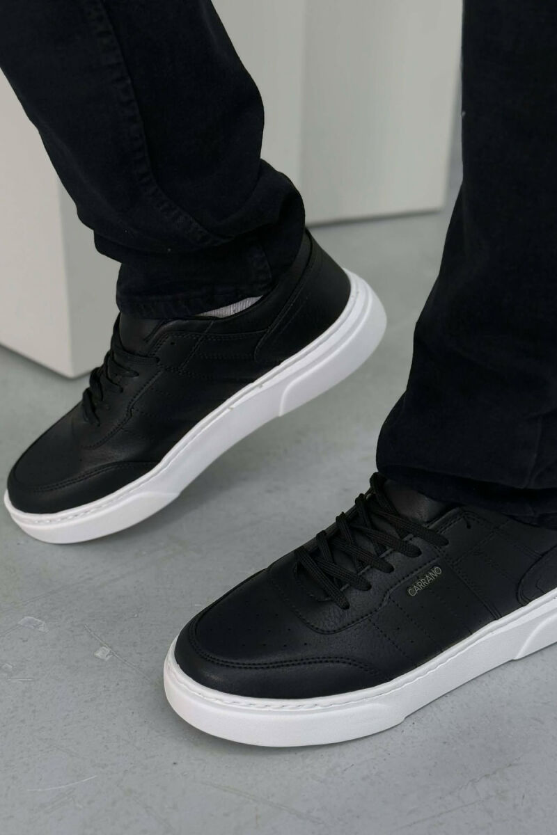 ONE COLOR SIMPLE MEN SNEAKERS BLACK-WHITE/ZEBA - 5