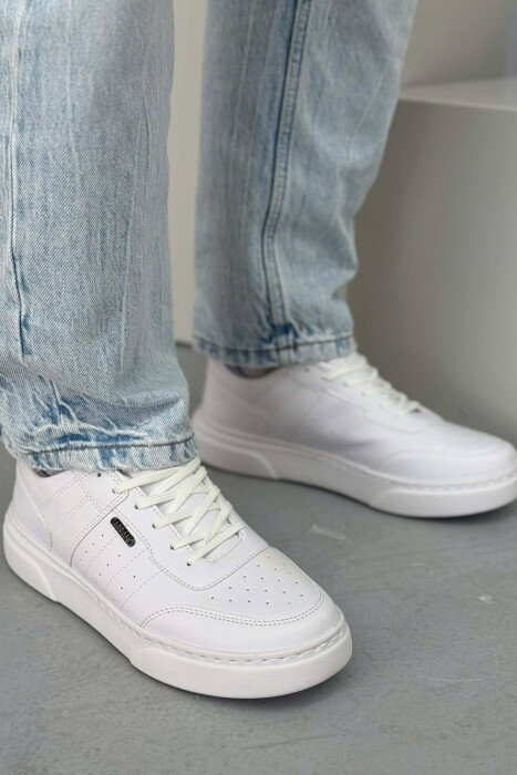 ONE COLOR SIMPLE MEN SNEAKERS WHITE-E BARDHE - KLAUDIO FASHION