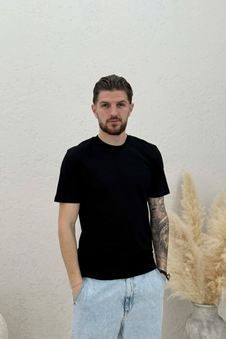 T-SHIRT NJË NGJYRËSH I THJESHTË PËR MESHKUJ NË NGJYRËN E ZEZË - KLAUDIO FASHION