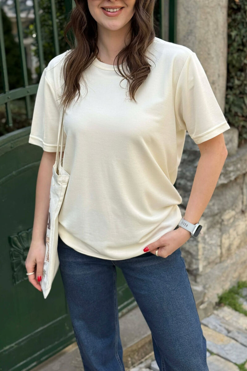 ONE COLOR SIMPLE ROUND NECK WOMEN T-SHIRT + 6 PAIR SOCKS CREAM/KREM - 4