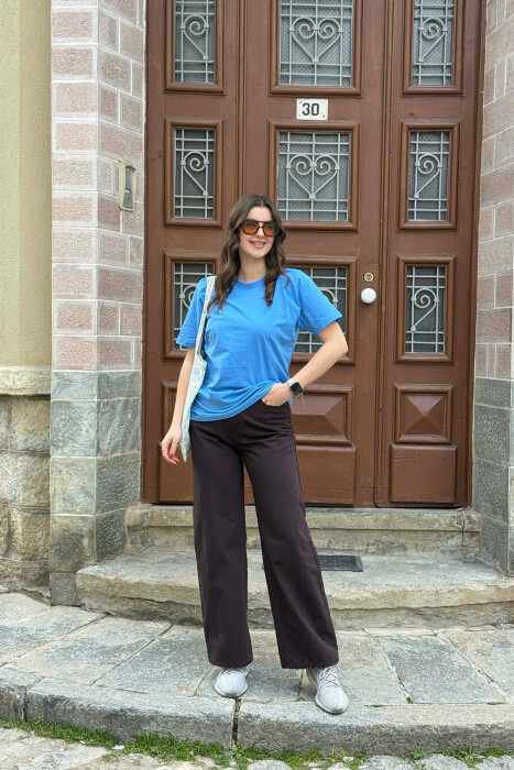 ONE COLOR SIMPLE ROUND NECK WOMEN T-SHIRT + 6 PAIR SOCKS LIGHTBLUE/BZ - 3