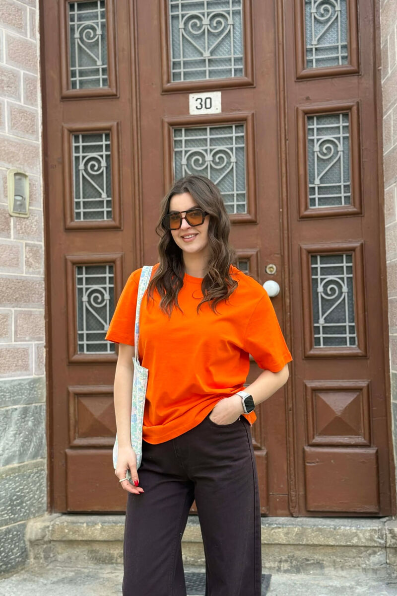 ONE COLOR SIMPLE ROUND NECK WOMEN T-SHIRT + 6 PAIR SOCKS ORANGE/PORTOKALLI - 1