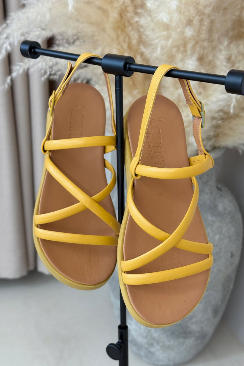 ONE COLOR SIMPLE STRAP WOMEN SANDALS YELLOW/E VERDHE - 2