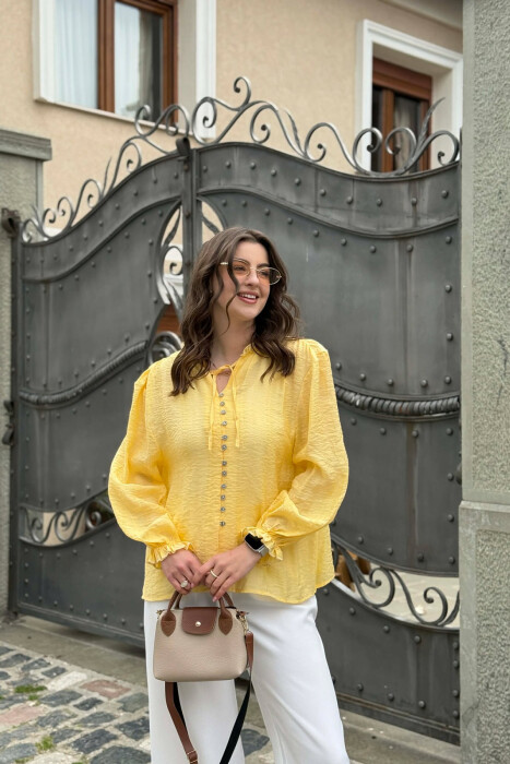 ONE COLOR SIMPLE WOMAN SHIRT YELLOW/E VERDHE - KLAUDIO FASHION
