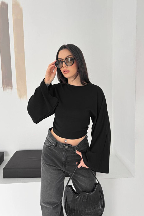 BLUZE ME MENGE TE GJATA PER FEMRA NE NGJYRE TE ZEZE - KLAUDIO FASHION