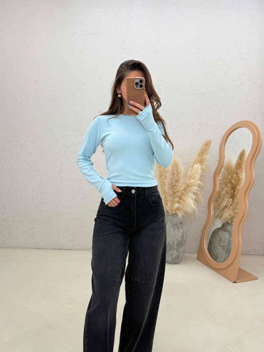 BLUZE E THJESHTE NJE NGJYRESHE PER FEMRA NE NGJYRE BLU TE ZBARDHUR - KLAUDIO FASHION