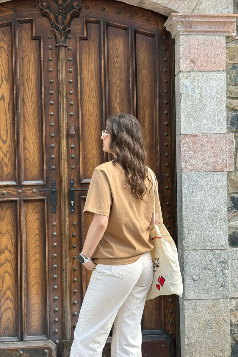 ONE COLOR SIMPLE WOMAN T-SHIRT + 6 PAIR SOCKS LIGHT BROWN/KAZB - 5