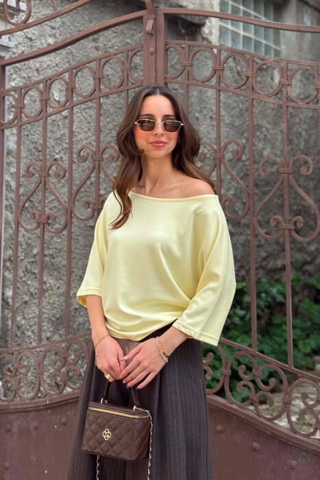 ONE COLOR SIMPLE WOMAN T-SHIRT YELLOW/E VERDHE - KLAUDIO FASHION
