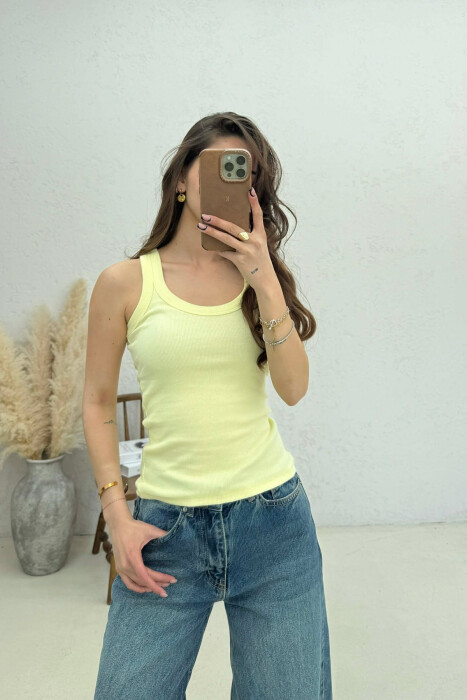 ONE COLOR SIMPLE WOMAN TANK TOP YELLOW/E VERDHE 
