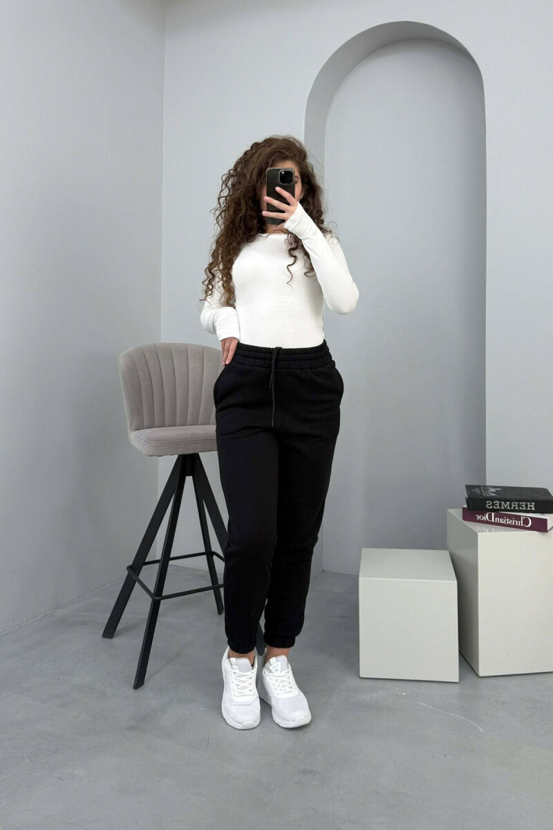 ONE COLOR SIMPLE WOMEN JOGGERS BLACK/ E ZEZE - 1