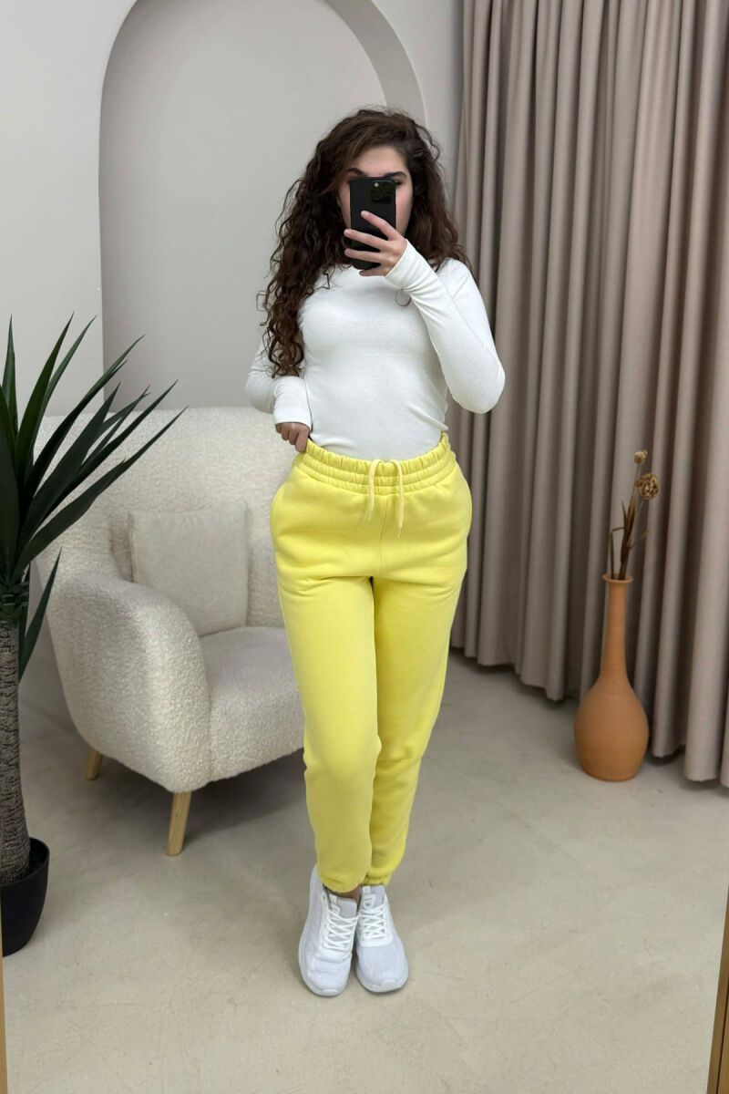 ONE COLOR SIMPLE WOMEN JOGGERS YELLOW/E VERDHE - 1
