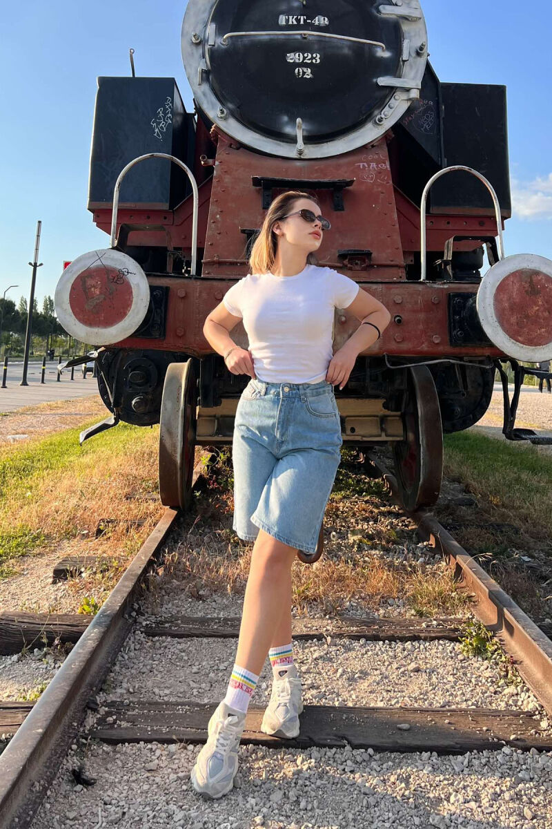 ONE COLOR SIMPLE WOMEN SHORTS BLUE/BLU - 4