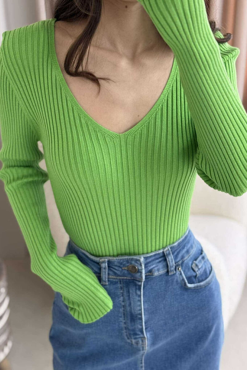 ONE COLOR SIMPLE WOMEN SWEATER LIGHT GREEN/JEZB - 3